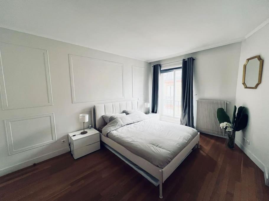 Apartment T2 Deco Moderne, Wifi, Proche Champs-elysees *